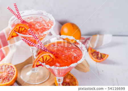 Cocktails with blood orange 54116699