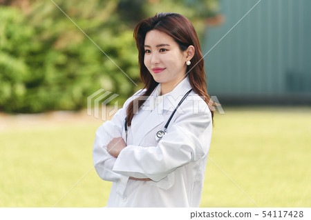 女醫生 女醫生 54117428