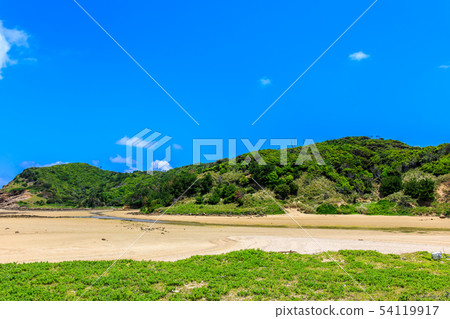 Ashinoshima (Ashinoshima Beach) [Iki City, Nagasaki Prefecture] 54119917