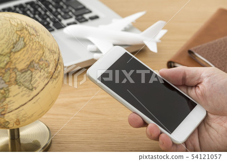 在智能手機上搜索互聯網 在智能手機上搜索互聯網 54121057