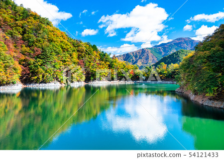 Okotama Dam in Tokyo Okutama Autumn leaves Okotama Dam in Tokyo Okutama Autumn leaves 54121433