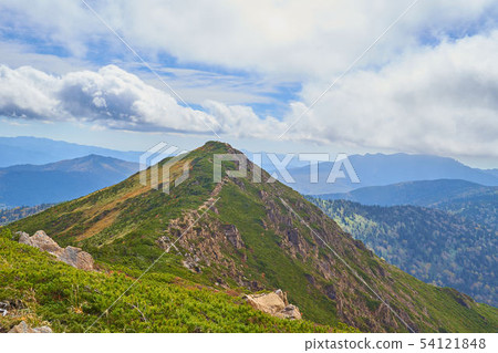 Looking at the area of the small solitude from the middle of the fall Oze small solitude to the mountain Looking at the area of the small solitude from the middle of the fall Oze small solitude to the mountain 54121848
