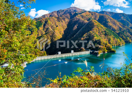 A view from the Okouchi Dam Happoiwa Observatory of Tokyo Okutama Autumn leaves A view from the Okouchi Dam Happoiwa Observatory of Tokyo Okutama Autumn leaves 54121910