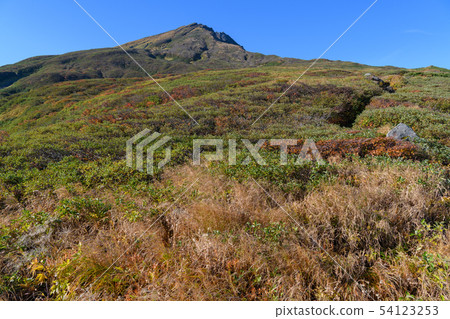 Mt. Chokai in the early fall seen from Yasushindo Mt. Chokai in the early fall seen from Yasushindo 54123253