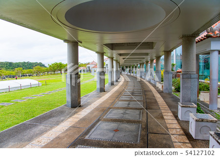 沖繩和平紀念公園縣和平紀念博物館的通道 沖繩和平紀念公園縣和平紀念博物館的通道 54127102