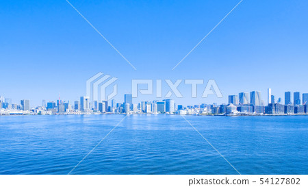 Cityscape of the city seen over Tokyo Bay 54127802
