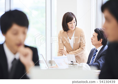 商業場景 54130439