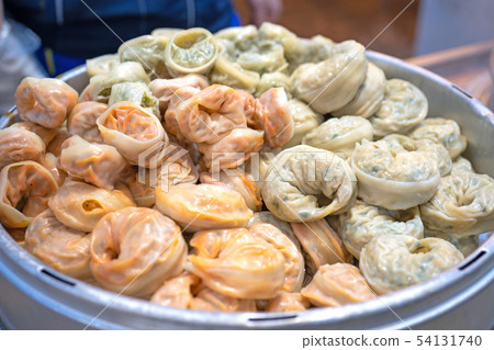 Dumplings steamed dumplings whipped vegetables market Korean food dishes 만두 street food dumpling gyoza 54131740
