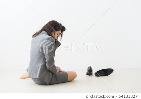 Lady behind despairing Lady behind despairing 54133327