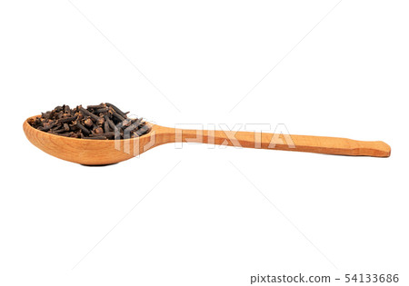 Dry cloves in spoon Dry cloves in spoon 54133686
