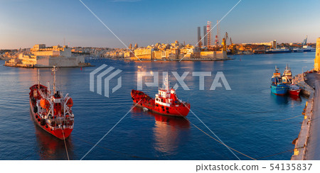 Valletta and the Grand Harbor at dawn. Malta. Valletta and the Grand Harbor at dawn. Malta. 54135837