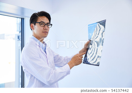 Medical doctor doctor teacher 54137442