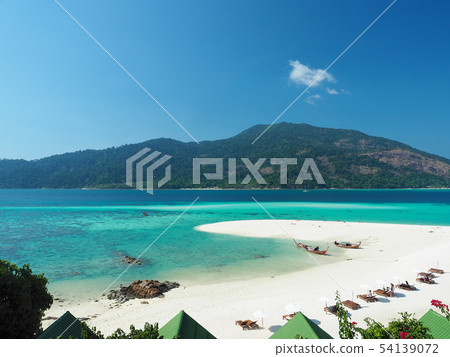 Thai · Koh Lipe Sunset Beach / Sunset Beach, Koh Lipe, Thailand 54139072