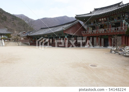 Pyeongchungsa, Miryang-si, Gyeongnam 54148224