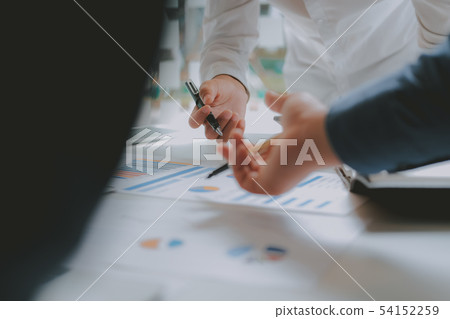 financial adviser discussing with investor. business people have a meeting. businessman working with team 54152259