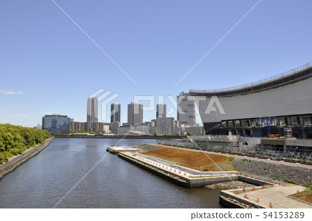 正在建設的有明競技場 54153289