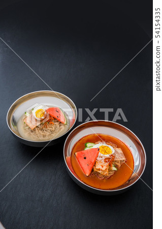 冷面韓國麵條(naengmyeon) 冷面韓國麵條(naengmyeon) 54154335