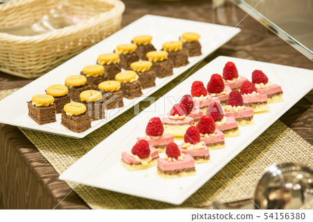 Stylish cake buffet image material Petit cake image Stylish cake buffet image material Petit cake image 54156380