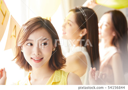 Woman party preparation Woman party preparation 54156844