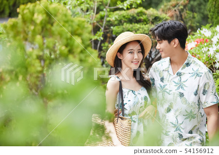 Couple travel walk Couple travel walk 54156912