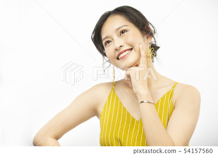 Women beauty 54157560