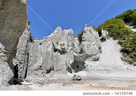 The strange rock formations of Buddha 54159746