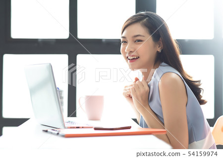 女性生意 女性生意 54159974
