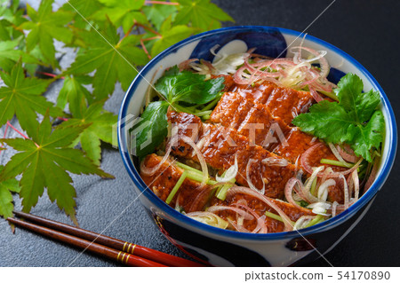 三三吃 三三吃 54170890