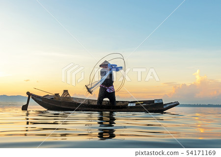 Fisherman action when fishing net Fisherman action when fishing net 54171169