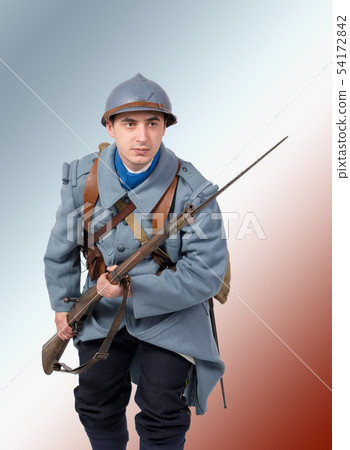 French soldier 1914 1918 attack, November 11th 54172842