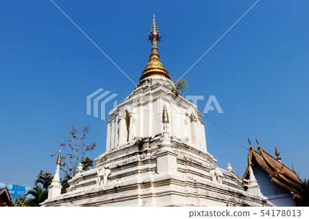 Pagodas in the middle of the courtyard, a shady Pagodas in the middle of the courtyard, a shady 54178013