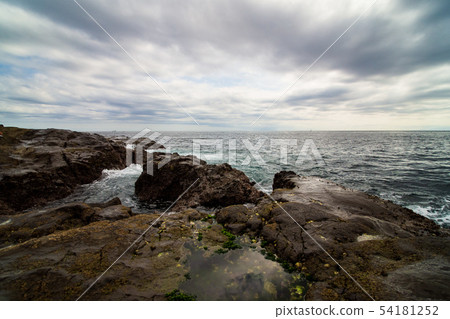 Horizon from Enoshima 54181252