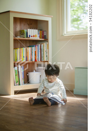 孩子們讀一本書 孩子們讀一本書 54182202