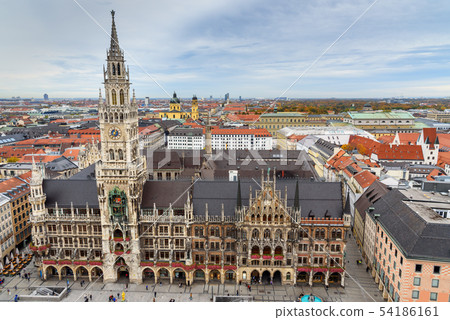 Aerial cityscape of Munich historical center  54186161