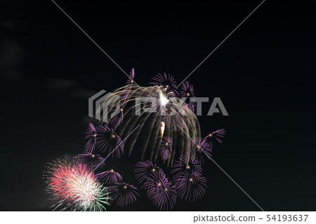 夏季節日,浴衣,煙花,日本 夏季節日,浴衣,煙花,日本 54193637