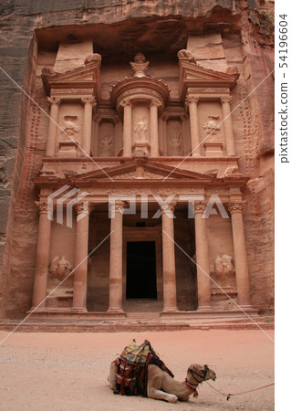 Jordan-Petra 54196604