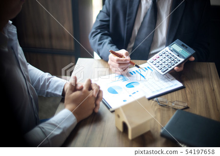 Loan business finace read report from data 54197658