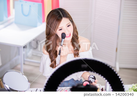 fashion vlogger in live stream 54200340