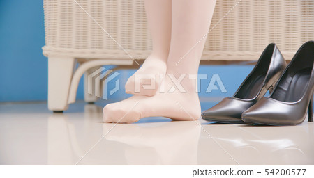 woman has athletes foot woman has athletes foot 54200577