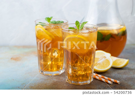 Traditional iced tea with lemon. Traditional iced tea with lemon. 54200736