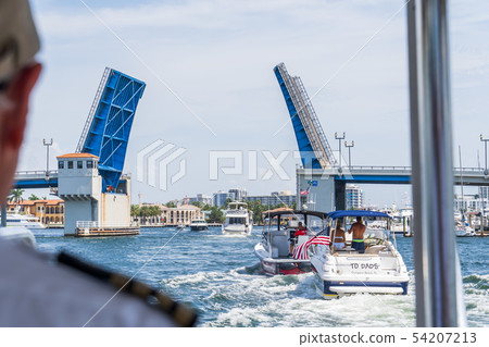 Fort Lauderdale 54207213