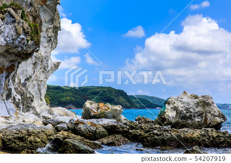 Hashise's dike [Iki City, Nagasaki Prefecture] 54207919