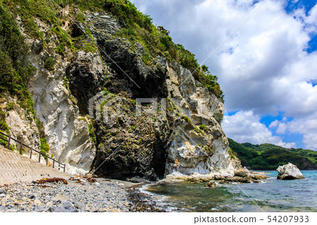 Hashise's dike [Iki City, Nagasaki Prefecture] 54207933