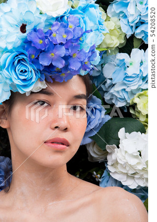Wreath of flowers background in Rose Woman Asian Wreath of flowers background in Rose Woman Asian 54208520