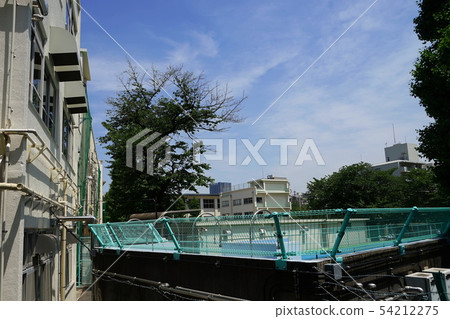 Closed school 08 of Nakano ward third junior high school Nakano ward Nakano east junior high school 54212275