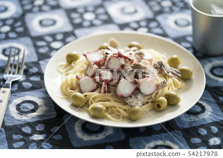 Cold pasta with salmon and oil sardines Cold pasta with salmon and oil sardines 54217978