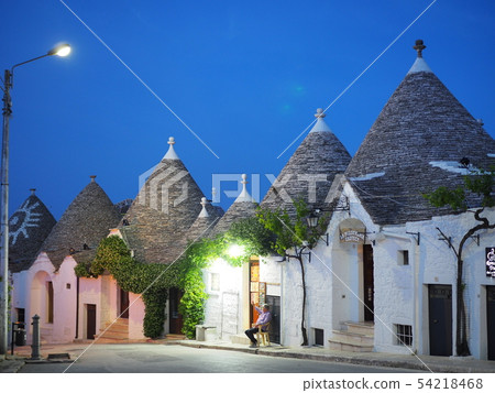 Alberobello Trulli in the evening 54218468