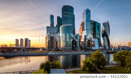 Moscow-City skyscrapers at sunset, Russia Moscow-City skyscrapers at sunset, Russia 54222001