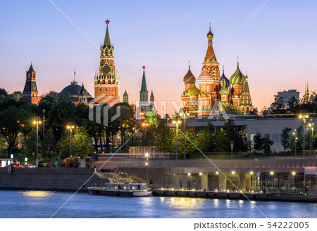 Moscow Kremlin and St Basil`s Cathedral at night, Moscow Kremlin and St Basil`s Cathedral at night, 54222005