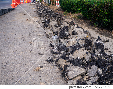the Road repairing works  54223409